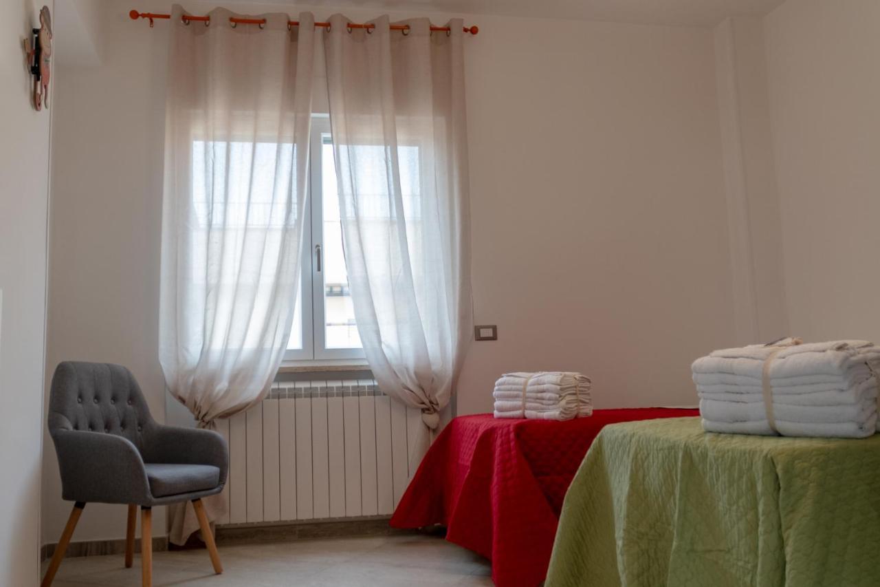 Appartamento Tutto Ristrutturato Terracina Eksteriør billede